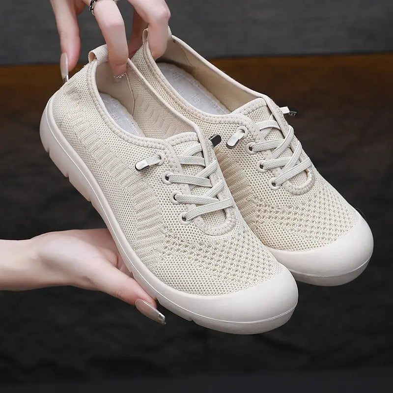 Lynn | Rutschfeste flache Schuhe für Frauen