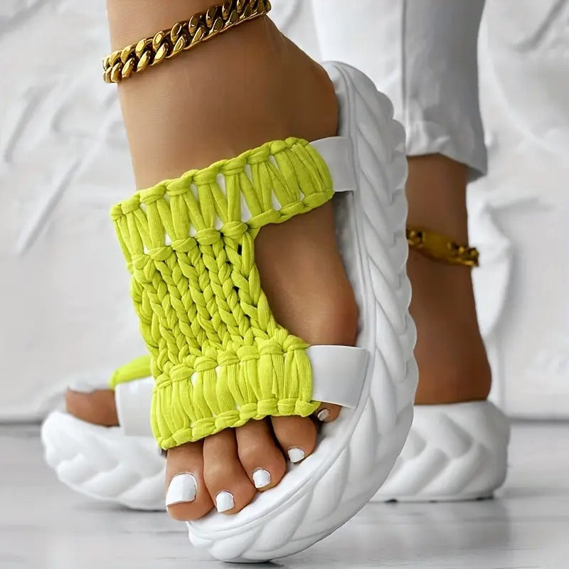 Vanessa | Bequeme einfarbige Sandalen für Damen