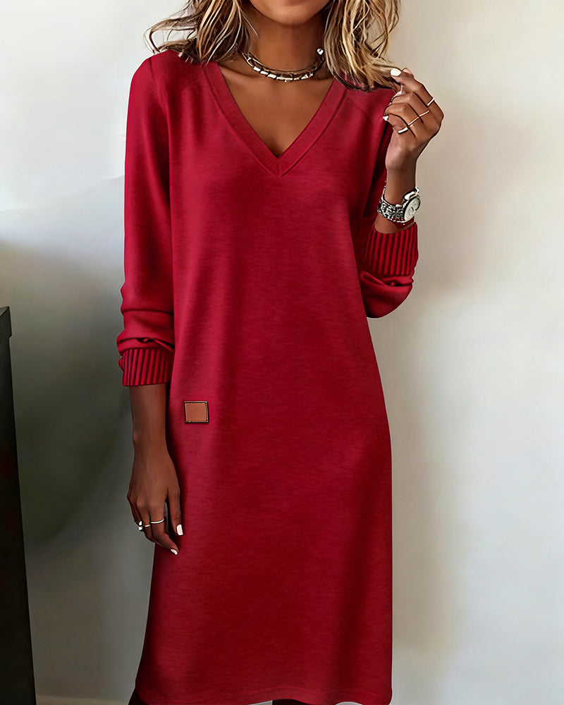 Allison™ | Stylisches Strickkleid mit V-Ausschnitt