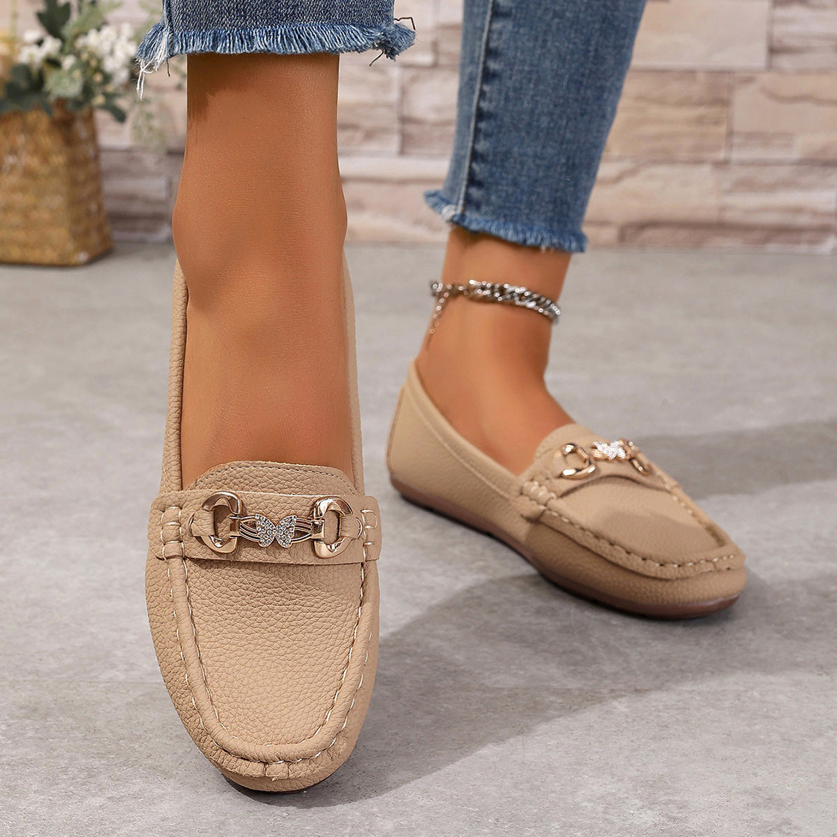 Ronja | Elegante Damenmokassins mit goldener Zierschnalle