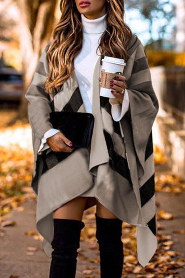 Laney | Knielange Karomantel mit geteilten Ärmeln