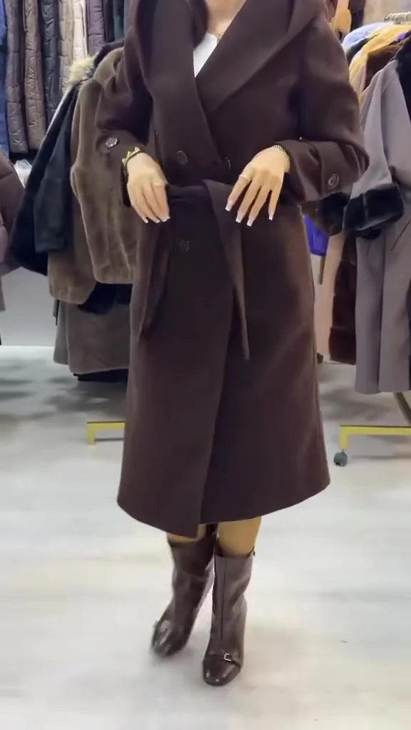 Leandra | Stilvoller, mittellanger Mantel mit Kapuze