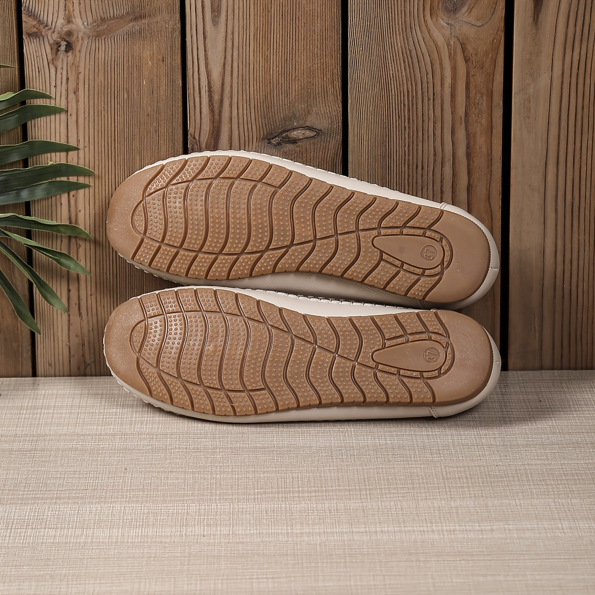 Azal | Blumige perforierte Loafer