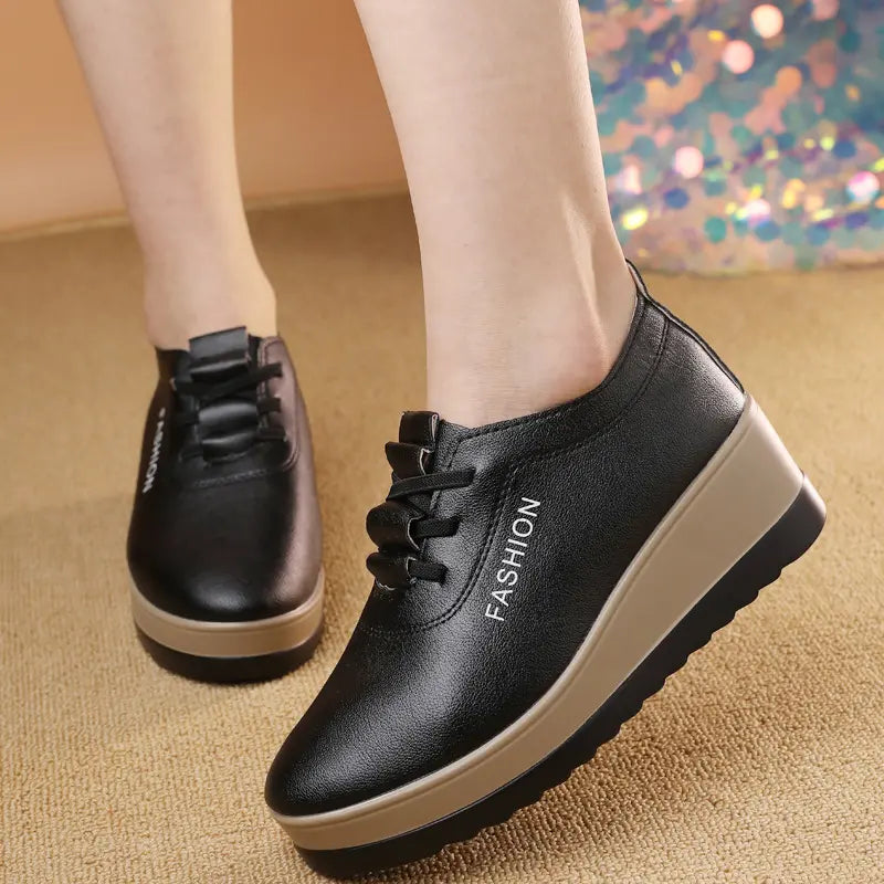 Lyra | Modische Damen-Schuhe, dicke Sohle & bequem