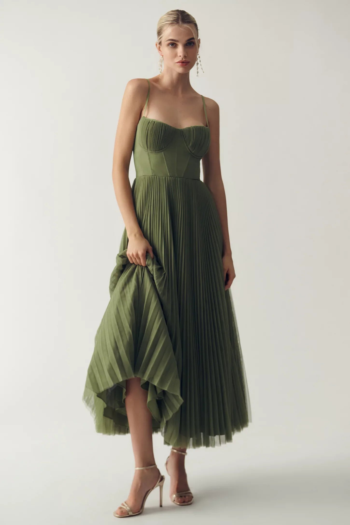 Nala | elegantes Kleid mit offenem Rücken