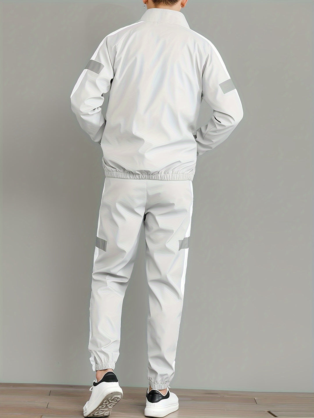 Jairo | Sportjacke und Jogginghose Set mit reflektierenden Details