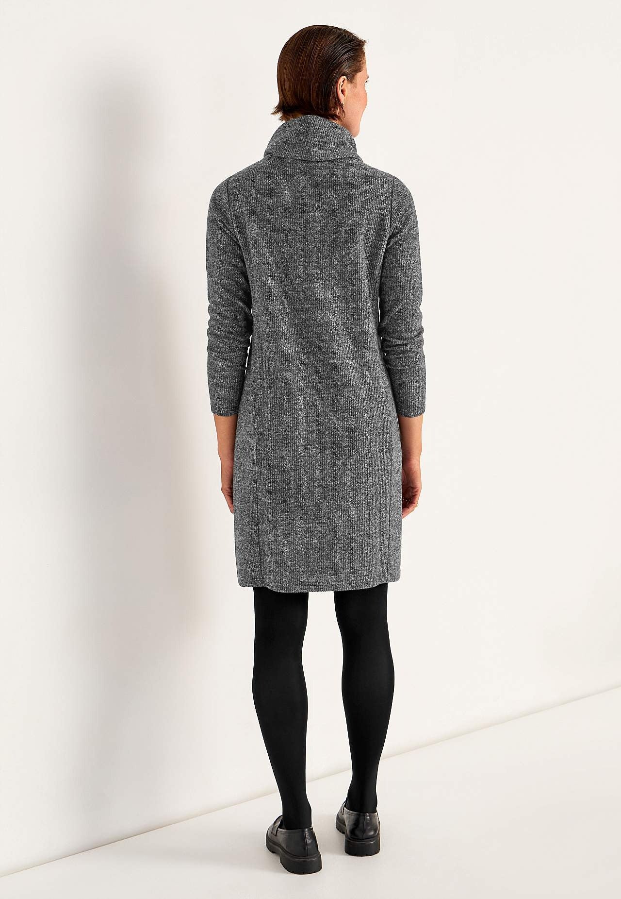 Jarlyn | Superweiches Kleid mit Kragen