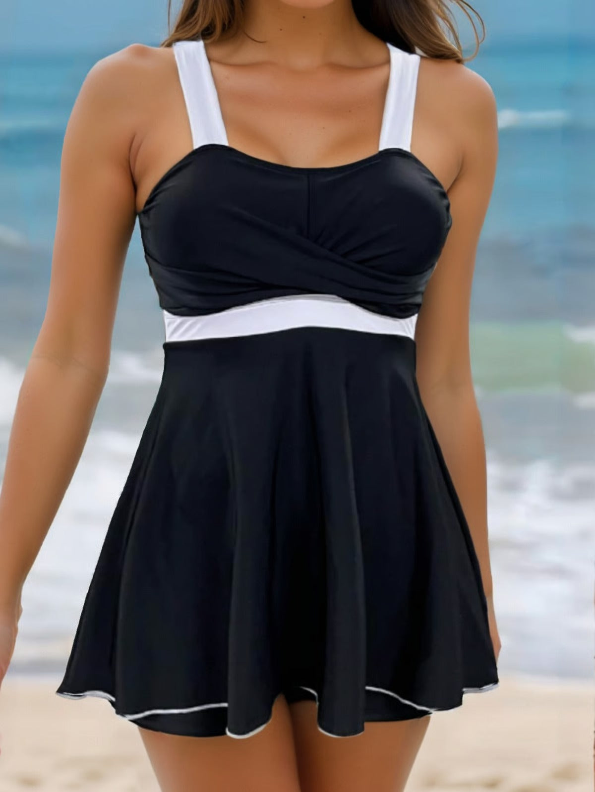 Line | Badeanzugkleid mit V-Ausschnitt