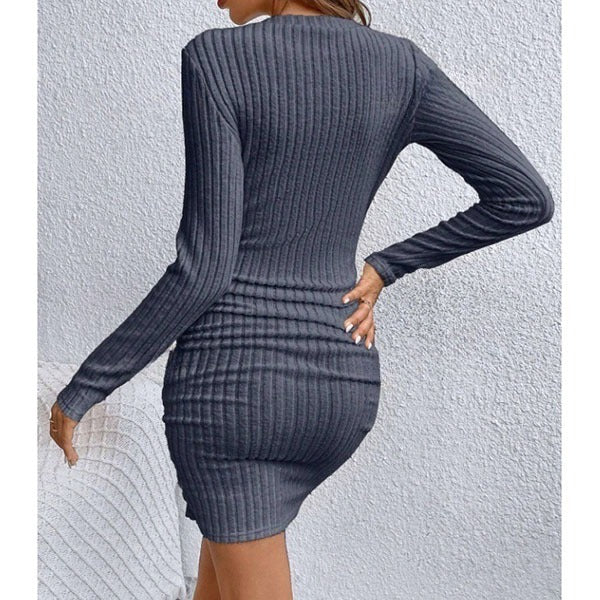 Pithy | Geripptes Strickkleid mit V-Ausschnitt