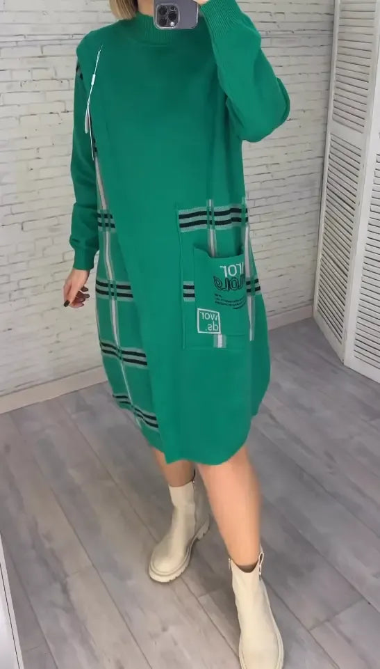 Ailany | feminines Strickkleid, bedruckt im stilvollen Look.