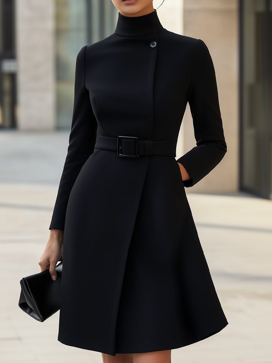 Alice™ | Klassisch-elegantes Kleid mit Schwung
