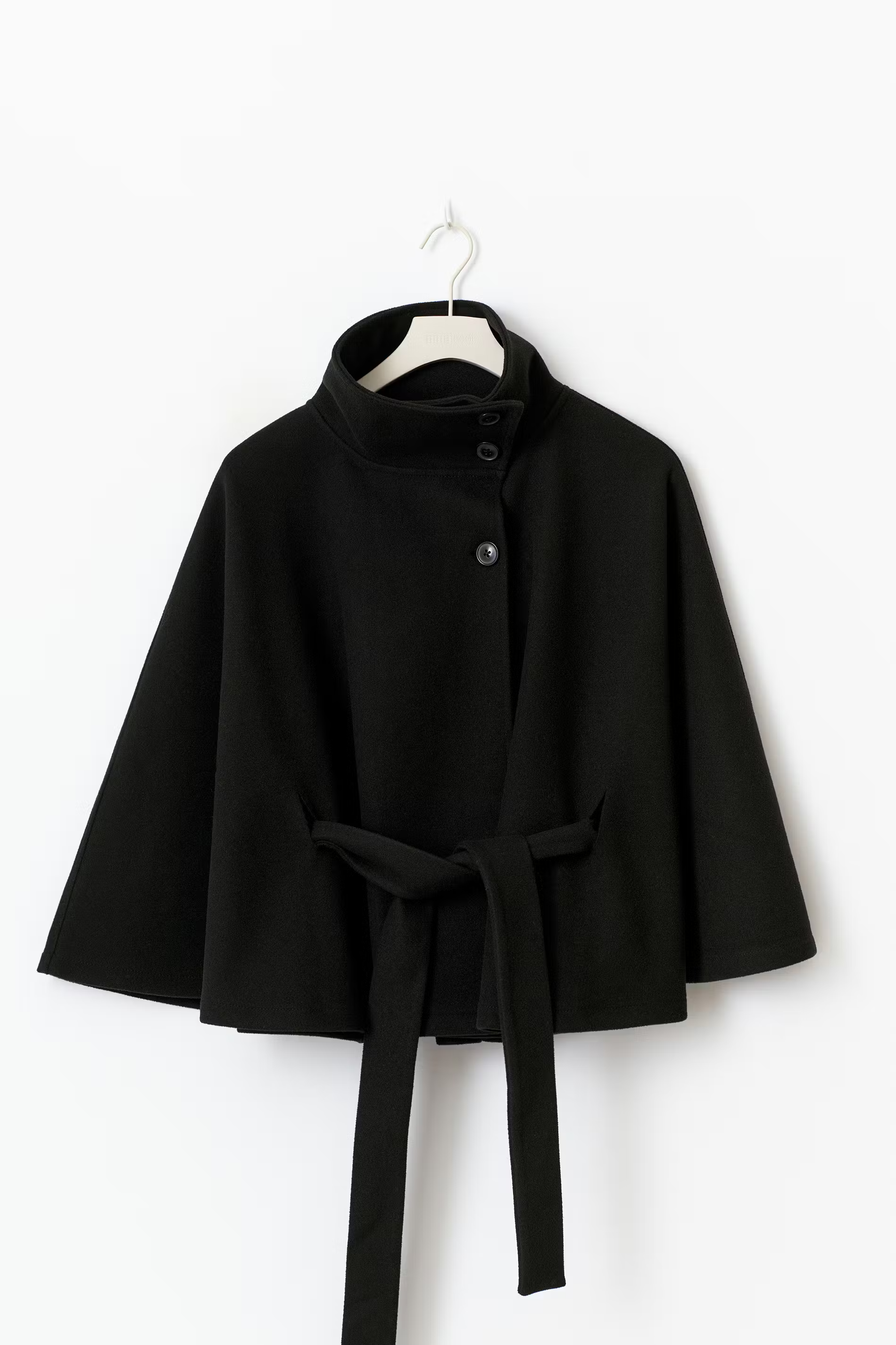 Lornie | Elegante Damenjacke mit Gürtel