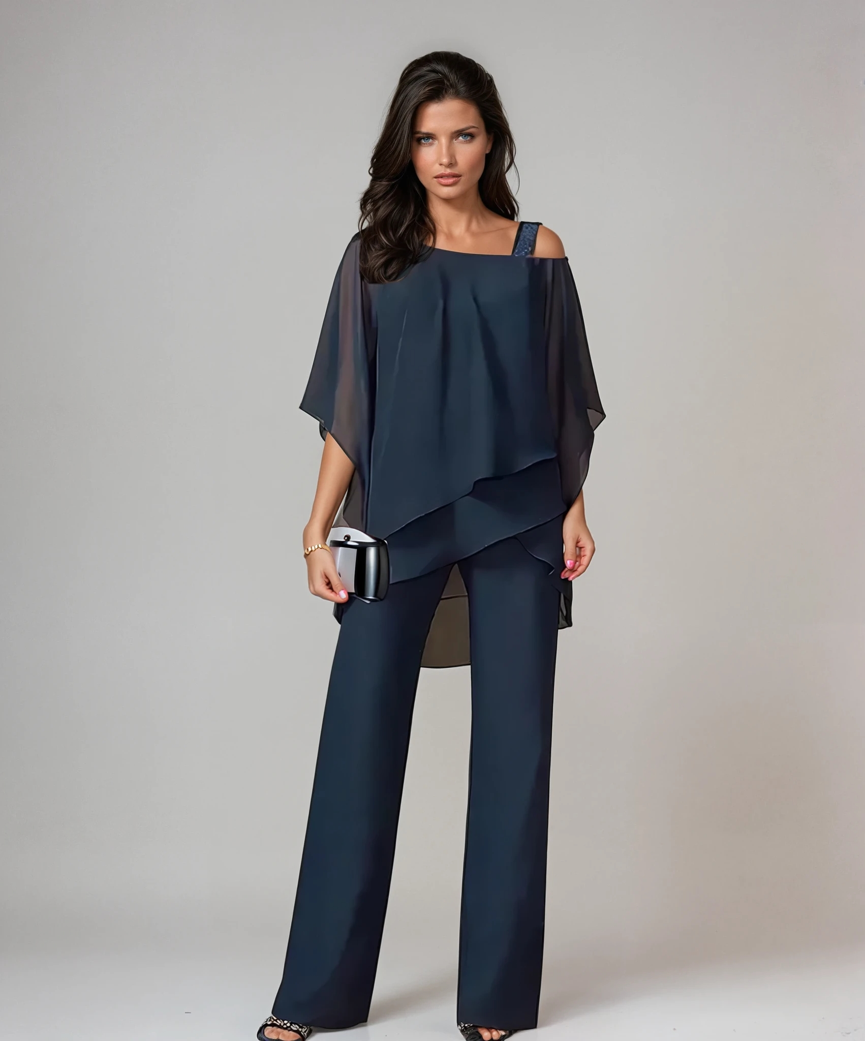 Angie | lässiges zweiteiliges Set, kombiniert im Lagen-Look.
