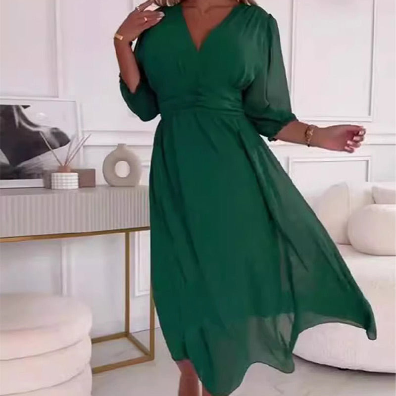 Seraphine | Feminines Chiffonkleid mit V-Ausschnitt