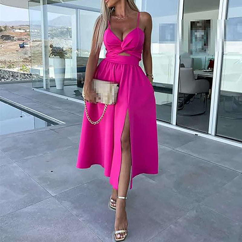 Hathor | Stilvolles Kleid mit Spaghettiträgern und hohem Schlitz