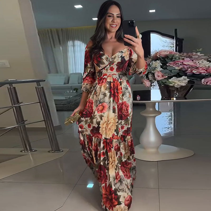 Alexia | Lässiges Plissee-Kleid mit V-Ausschnitt und floralen Akzenten