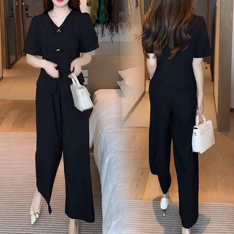 Sally | Zweiteiliges Set mit V-Ausschnitt